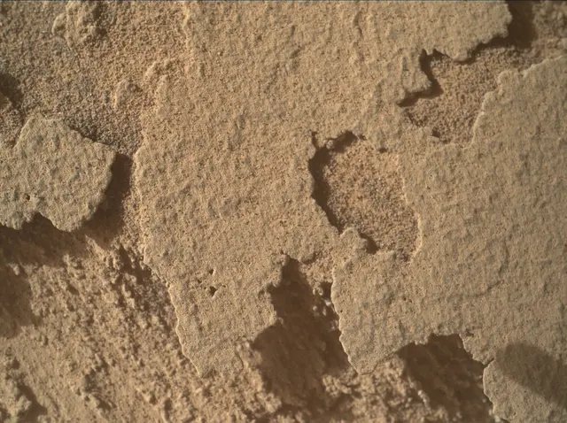 Sol 3877: Mars Hand Lens Imager (MAHLI)