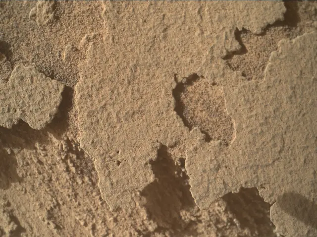 Sol 3877: Mars Hand Lens Imager (MAHLI)