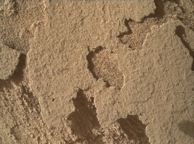 Sol 3877: Mars Hand Lens Imager (MAHLI)