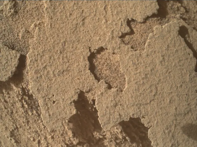 Sol 3877: Mars Hand Lens Imager (MAHLI)