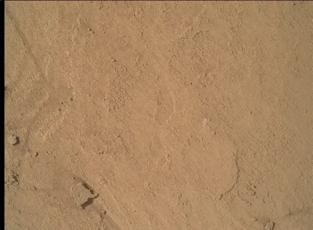 Sol 3877: Mars Hand Lens Imager (MAHLI)