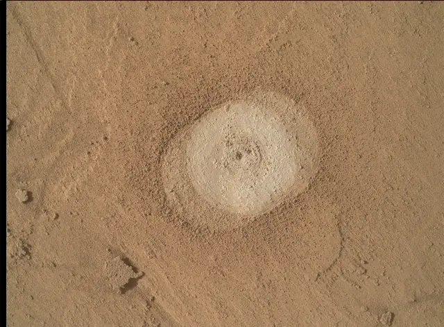 Sol 3877: Mars Hand Lens Imager (MAHLI)
