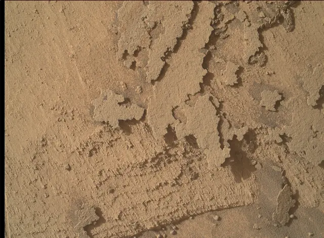 Sol 3877: Mars Hand Lens Imager (MAHLI)