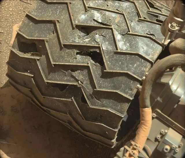 Sol 3878: Mast Camera (Mastcam)