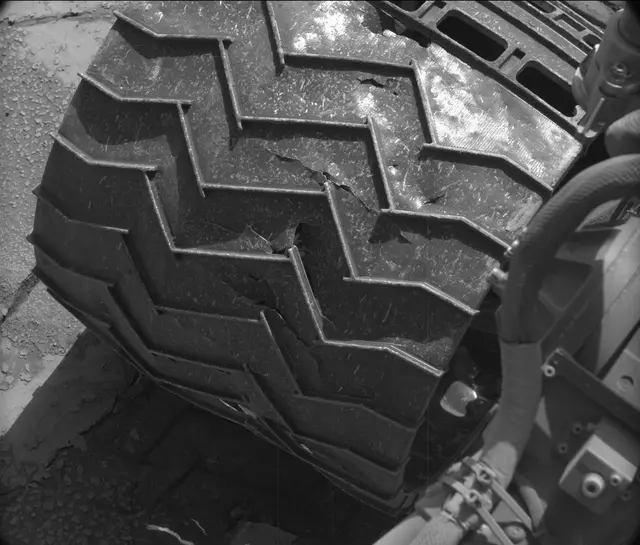 Sol 3878: Mast Camera (Mastcam)