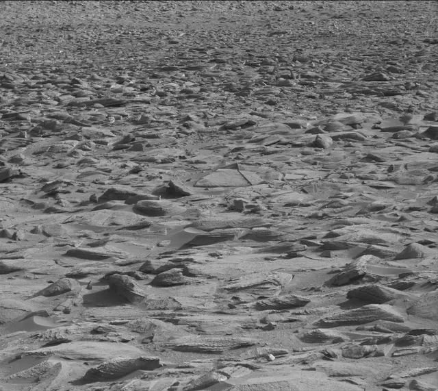 Sol 3878: Mast Camera (Mastcam)
