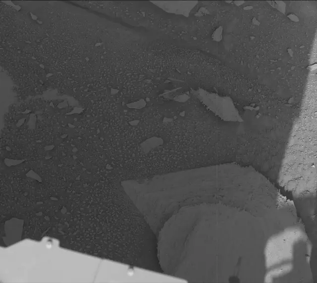Sol 3878: Mast Camera (Mastcam)