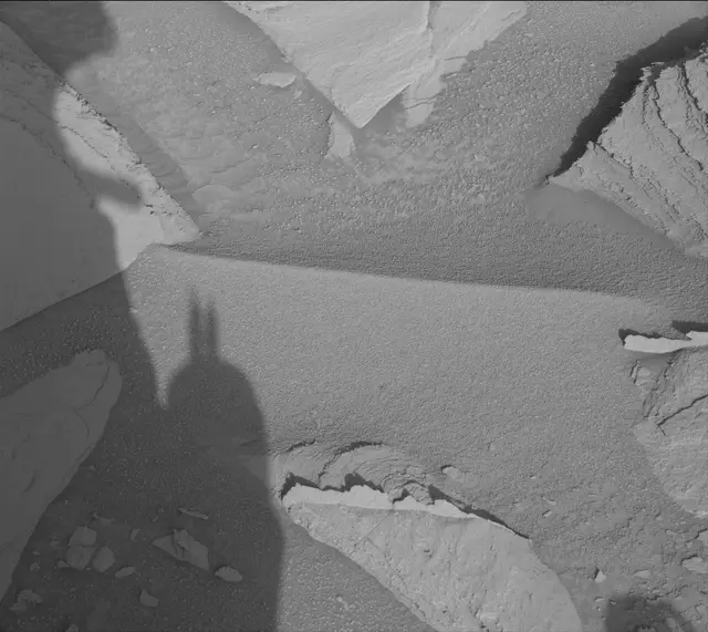 Sol 3878: Mast Camera (Mastcam)