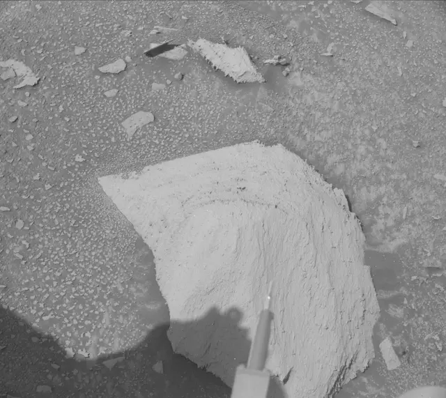 Sol 3880: Mast Camera (Mastcam)