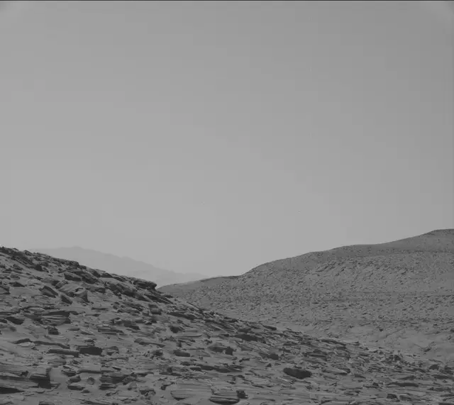 Sol 3880: Mast Camera (Mastcam)