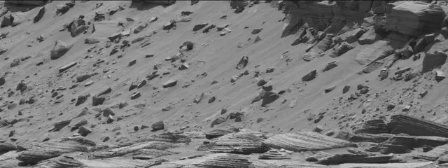Sol 3880: Mast Camera (Mastcam)