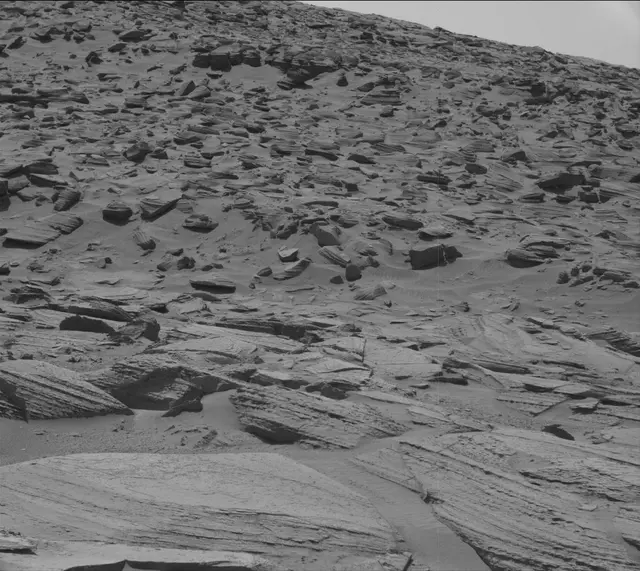Sol 3880: Mast Camera (Mastcam)