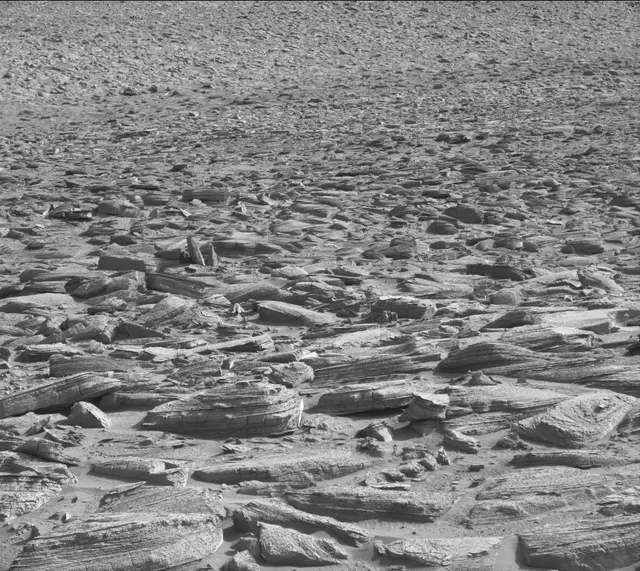 Sol 3880: Mast Camera (Mastcam)