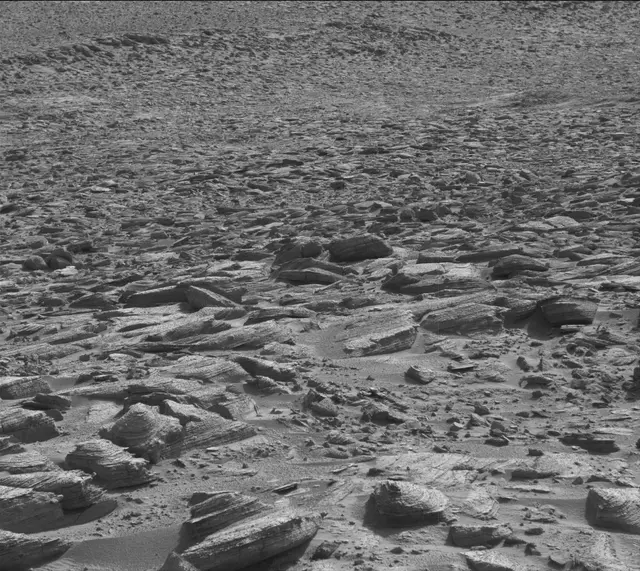Sol 3880: Mast Camera (Mastcam)