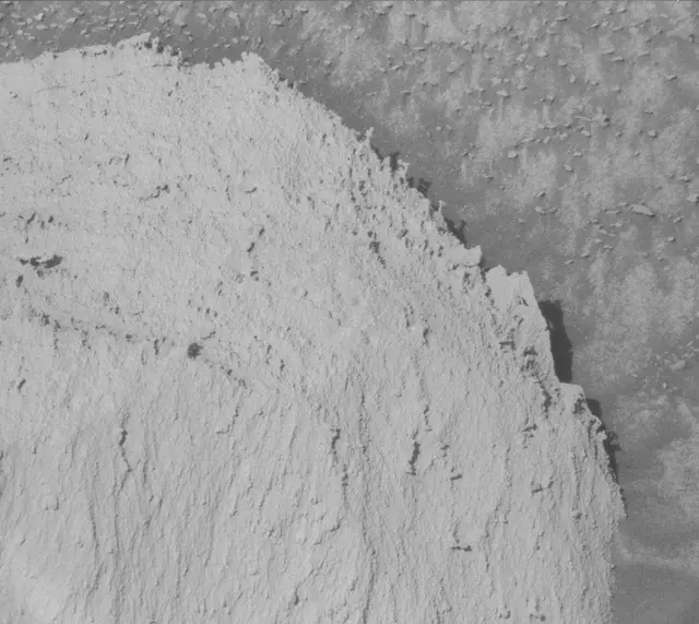 Sol 3880: Mast Camera (Mastcam)