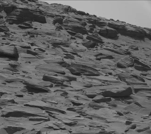 Sol 3880: Mast Camera (Mastcam)