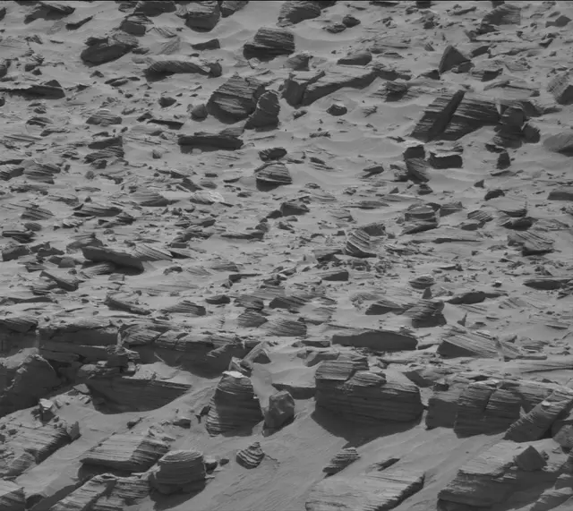 Sol 3880: Mast Camera (Mastcam)