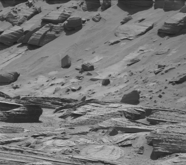 Sol 3880: Mast Camera (Mastcam)