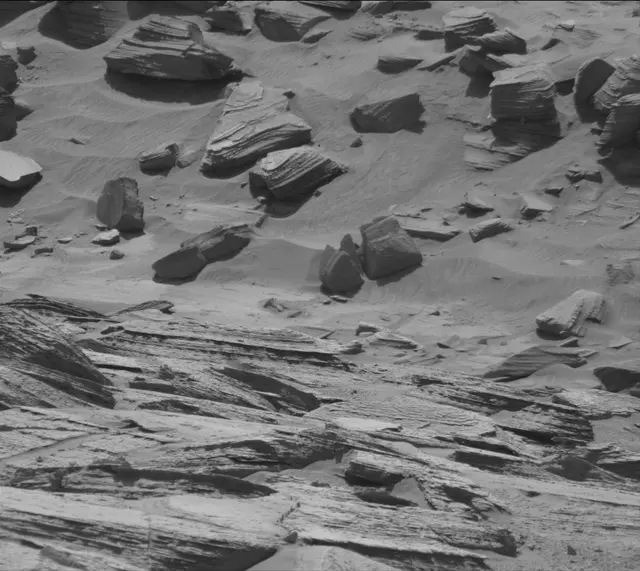 Sol 3880: Mast Camera (Mastcam)