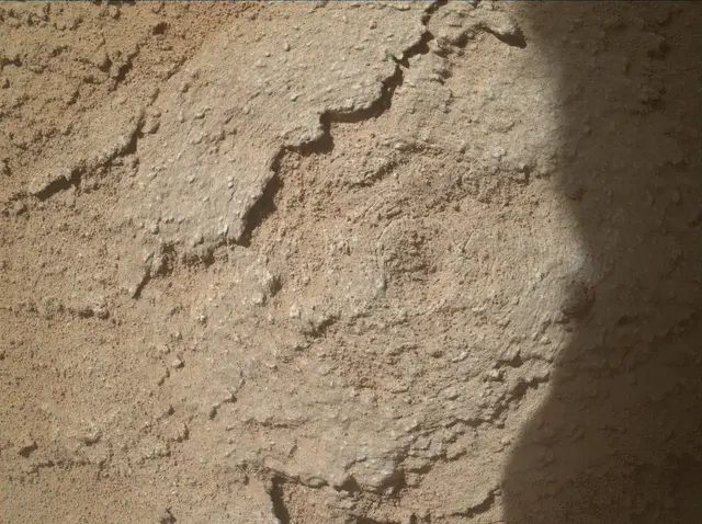 Sol 3880: Mars Hand Lens Imager (MAHLI)