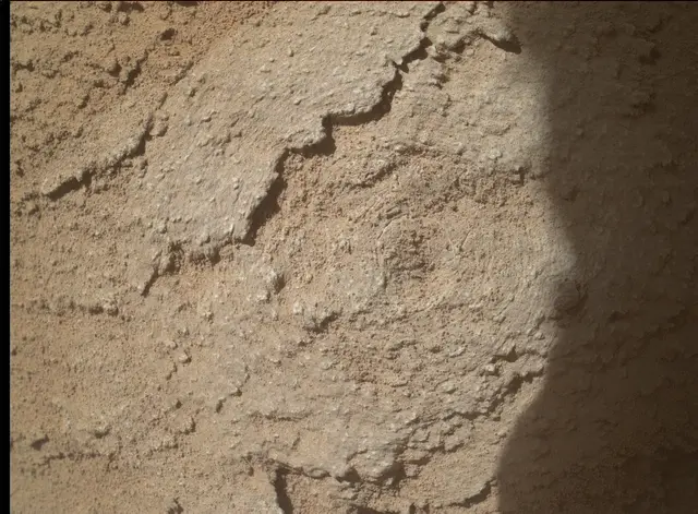Sol 3880: Mars Hand Lens Imager (MAHLI)