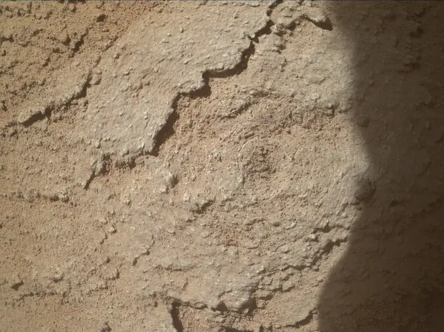 Sol 3880: Mars Hand Lens Imager (MAHLI)