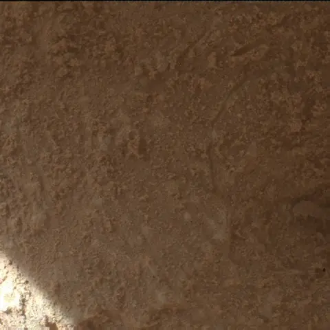 Sol 3880: Mars Hand Lens Imager (MAHLI)