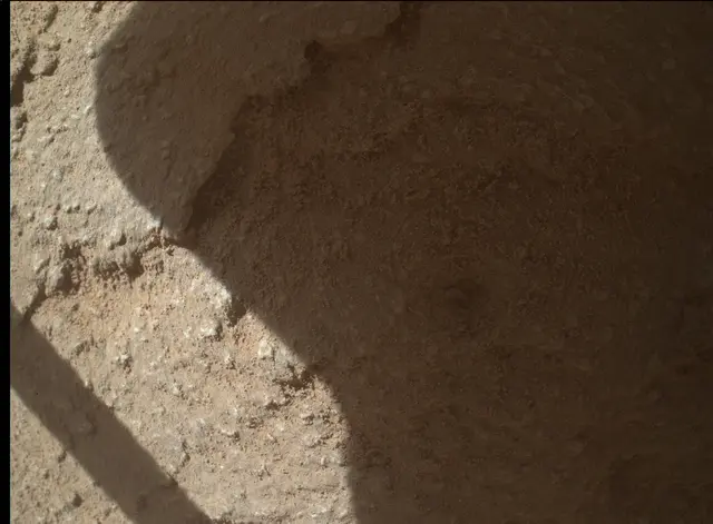 Sol 3880: Mars Hand Lens Imager (MAHLI)