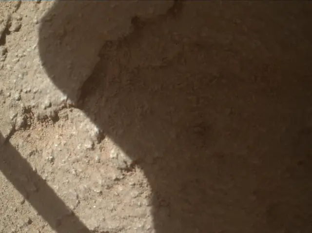 Sol 3880: Mars Hand Lens Imager (MAHLI)