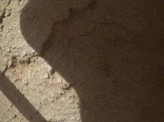Sol 3880: Mars Hand Lens Imager (MAHLI)