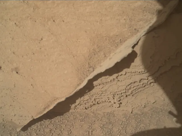 Sol 3880: Mars Hand Lens Imager (MAHLI)