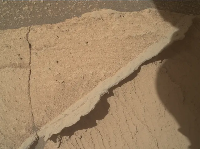 Sol 3880: Mars Hand Lens Imager (MAHLI)