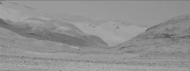 Sol 3885: Mast Camera (Mastcam)