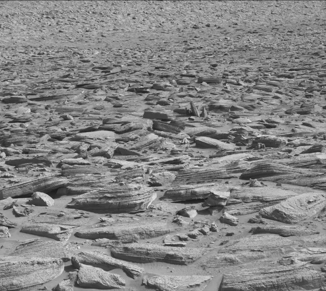 Sol 3885: Mast Camera (Mastcam)