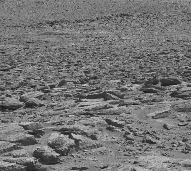 Sol 3885: Mast Camera (Mastcam)