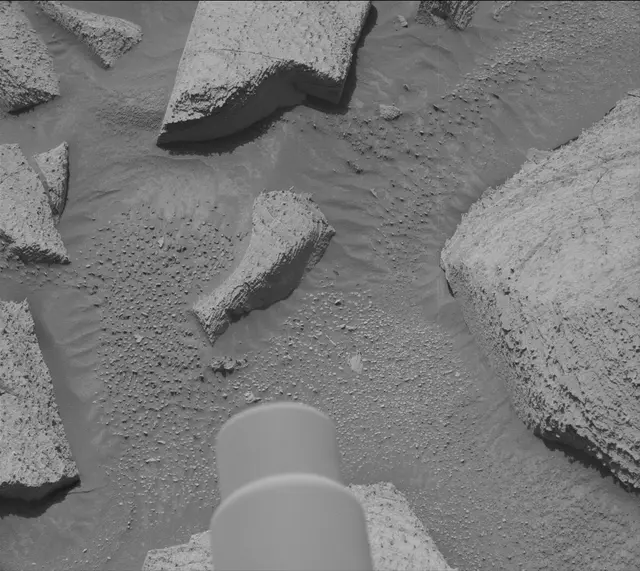 Sol 3885: Mast Camera (Mastcam)