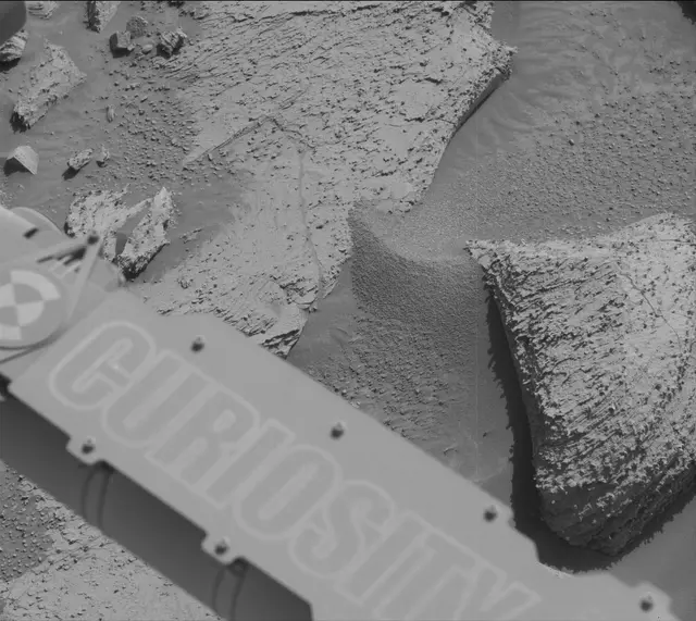 Sol 3885: Mast Camera (Mastcam)