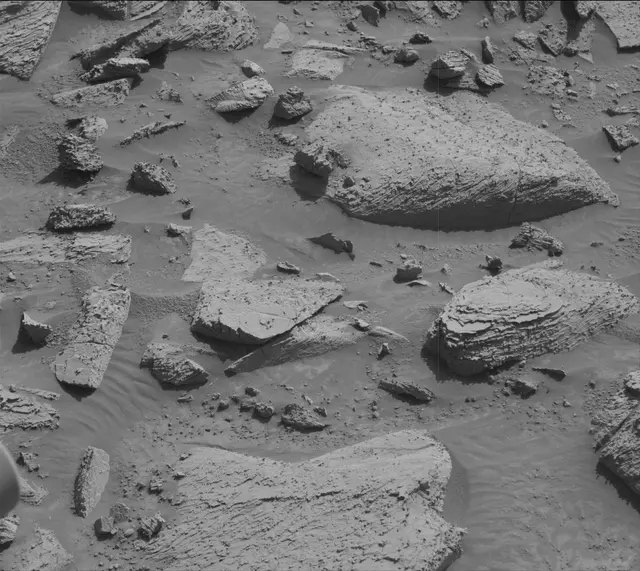 Sol 3885: Mast Camera (Mastcam)