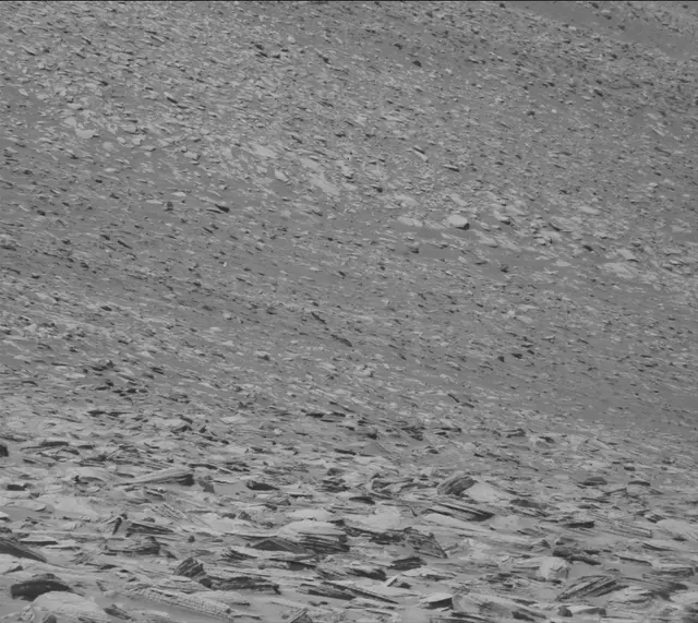 Sol 3885: Mast Camera (Mastcam)