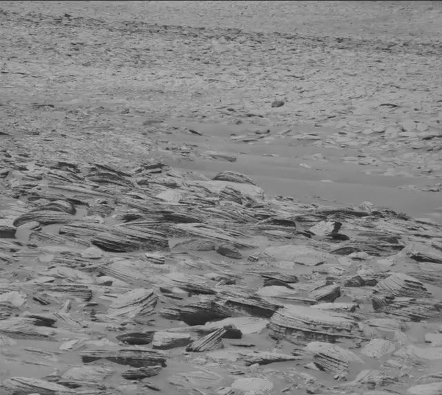 Sol 3885: Mast Camera (Mastcam)