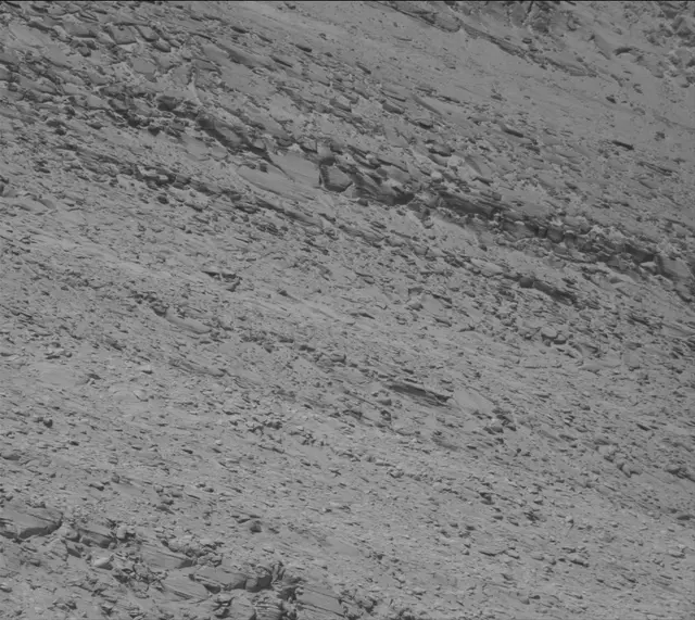 Sol 3885: Mast Camera (Mastcam)