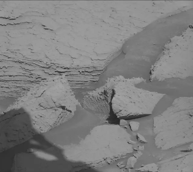 Sol 3885: Mast Camera (Mastcam)