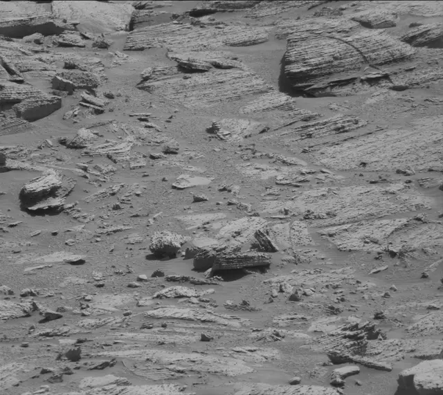 Sol 3885: Mast Camera (Mastcam)