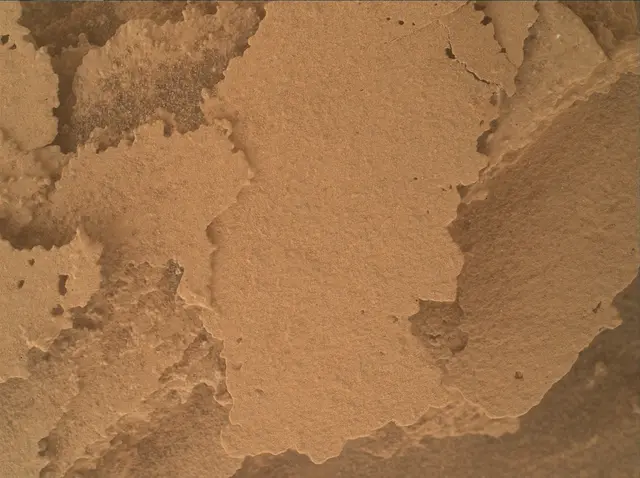 Sol 3885: Mars Hand Lens Imager (MAHLI)