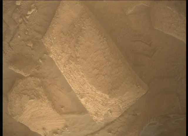 Sol 3885: Mars Descent Imager (MARDI)