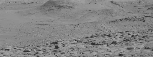 Sol 3886: Mast Camera (Mastcam)
