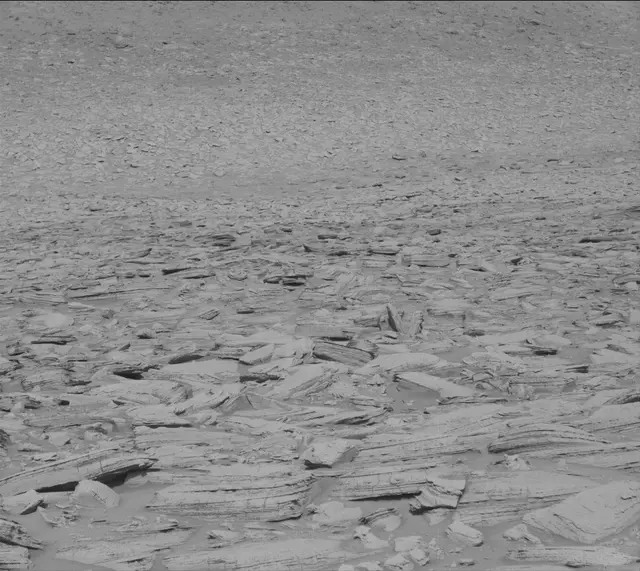 Sol 3886: Mast Camera (Mastcam)