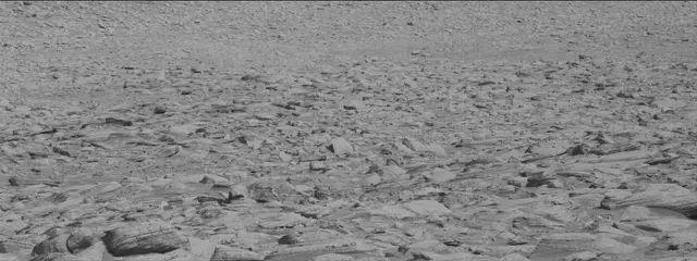 Sol 3886: Mast Camera (Mastcam)