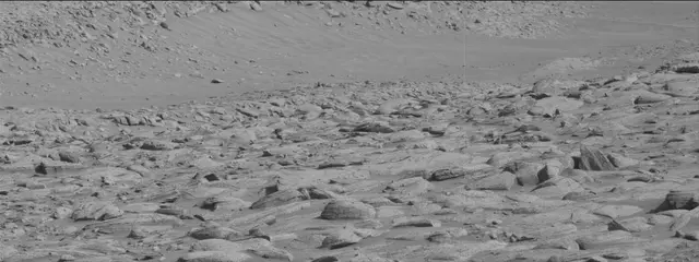 Sol 3886: Mast Camera (Mastcam)