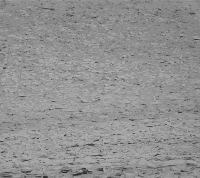Sol 3886: Mast Camera (Mastcam)